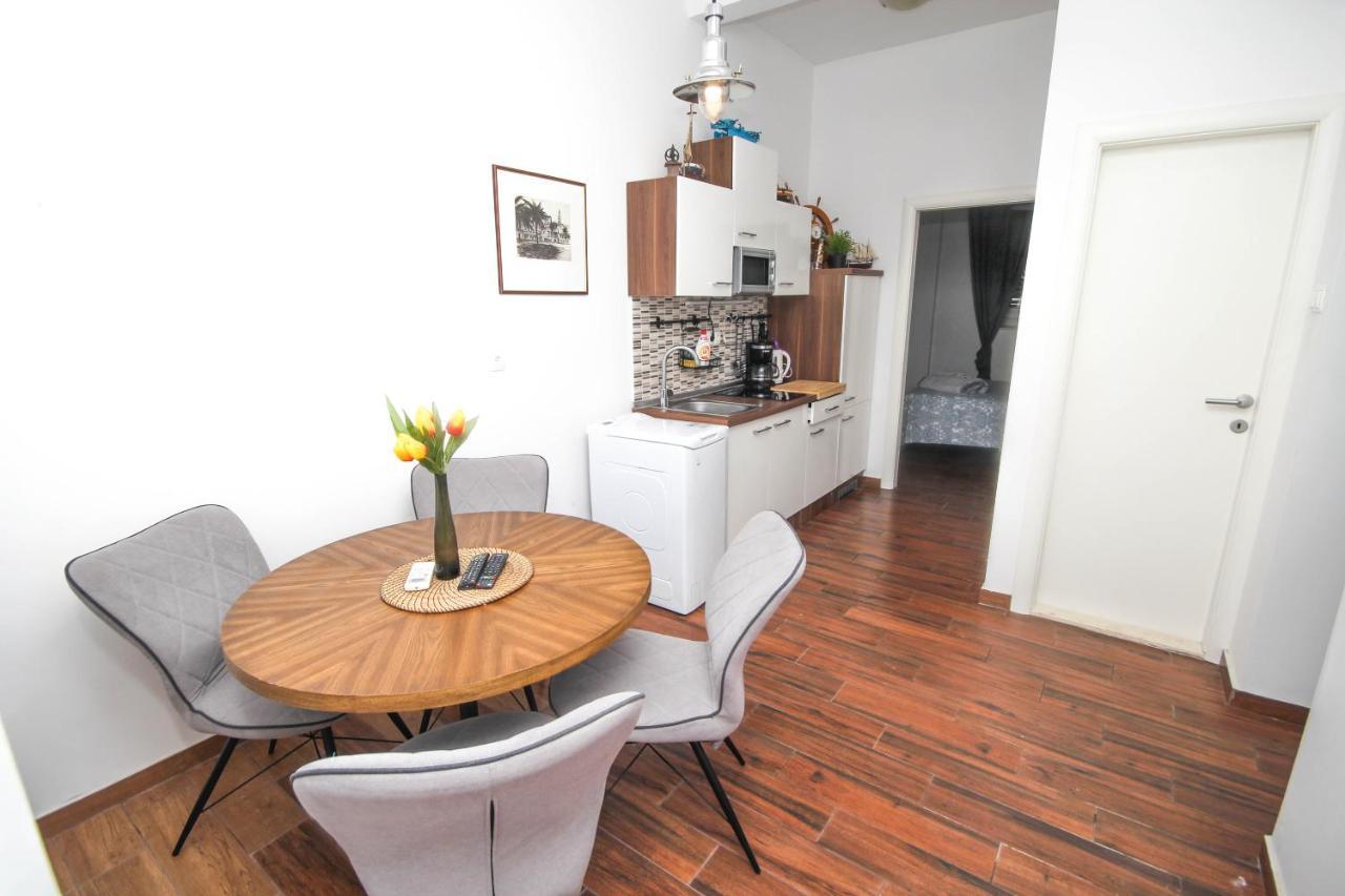 Fab 'N' Chic Apartments Σπλιτ Εξωτερικό φωτογραφία